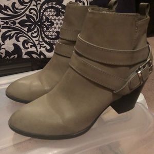 Express Shoes - Express Boots Express Shoes - Express Boots